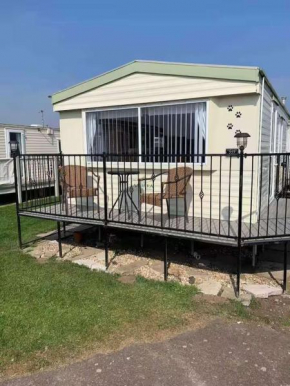 Seaside 3 bed dog friendly Caravan in Mablethorpe